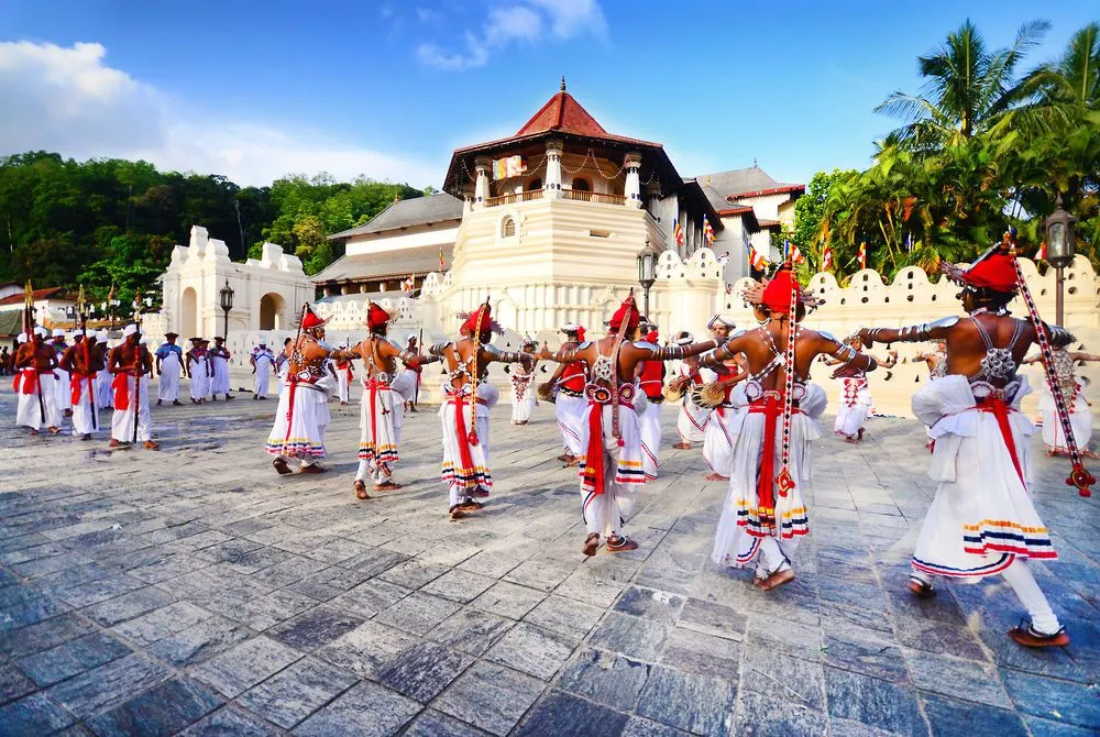 Kandy gallery 1